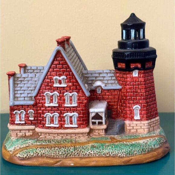 Vintage Geo Z. Lefton 1997 Block Island Lighthouse Collectable - Picture 1 of 7